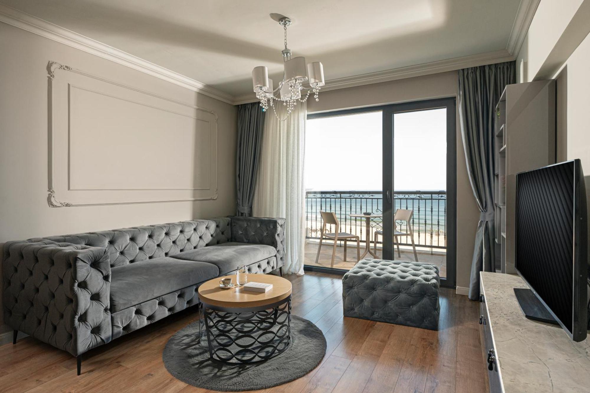 Casa Di Fiore Spa And Medical Hotel, Mineral Pools & Private Beach Kranevo Exterior photo A living room