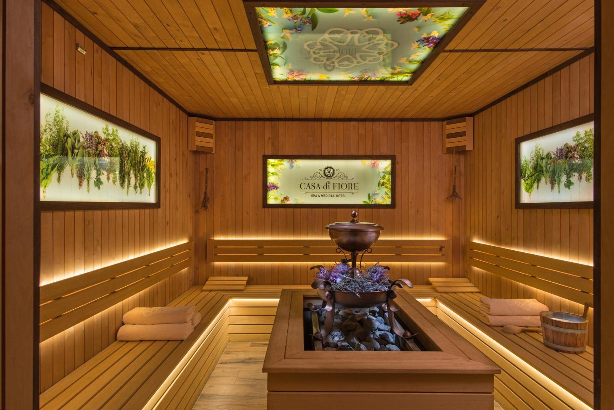Casa Di Fiore Spa And Medical Hotel, Mineral Pools & Private Beach Kranevo Exterior photo 3D rendering of a steam room